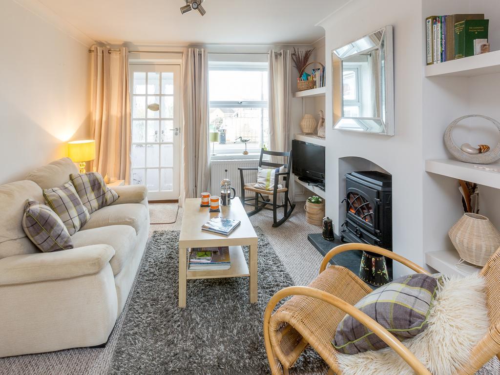 Walnut Cottage ออลบะระ ภายนอก รูปภาพ